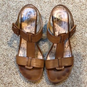 Kenneth Cole Wedge Sandals SZ 8 1/2